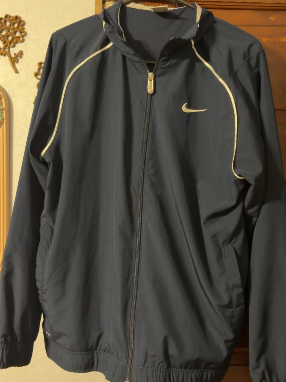 Vintage Nike Men's Navy Track Jacket with Contrast Piping